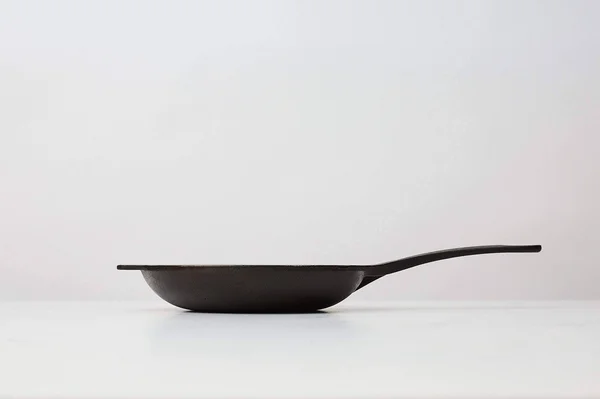 Smithey NO. 8 Cast Iron Chef Skillet
