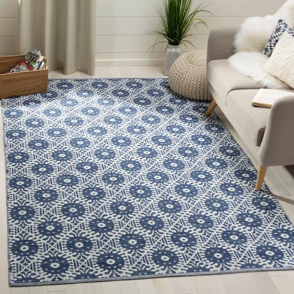 Safavieh Montauk MTK612D Area Rug Orange, Ivory 5& x 8& Rectangle