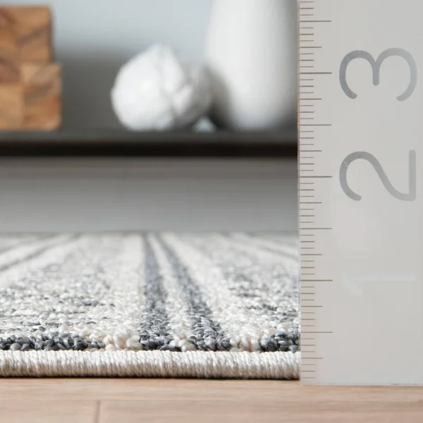 nuLOOM Terra Tribal Outdoor Rug, 6& 7x22 x 9&, Beige