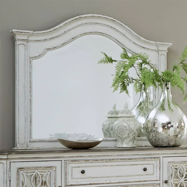 Liberty Furniture Industries Magnolia Manor 2 Mirrored Door 4 Drawer Dresser - Women's, White