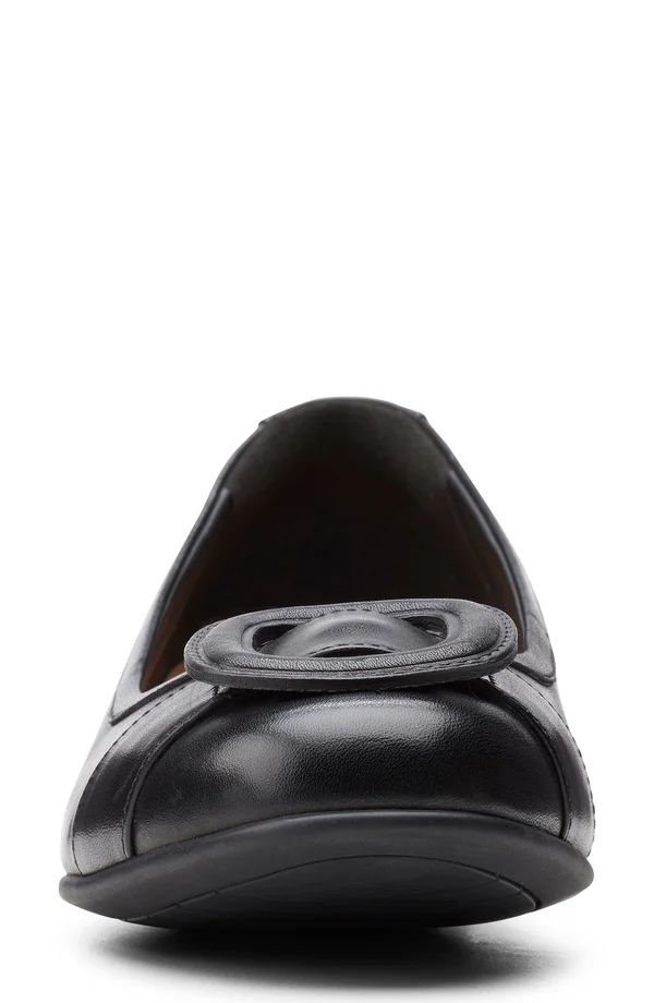 Clarks Un Blush Cove Flat - Beige - 9 W