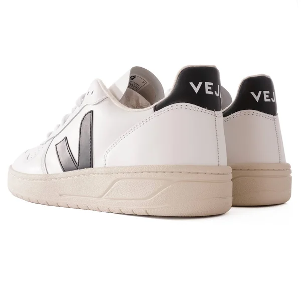 Veja V-10 Trainers - Leather White/Black