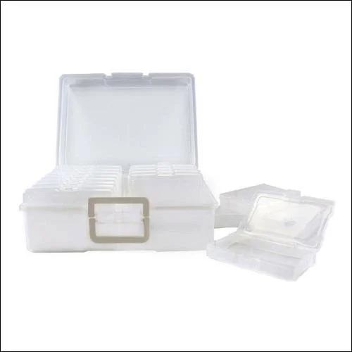 Novelinks Transparent 10cm x 15cm Photo Cases and Clear Craft Keeper with Handle - 16 Inner Cases Plastic Storage Container Box