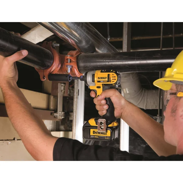DeWalt DCF885L2 Lithium Ion 1/4x22 Impact Driver Kit - 20 V Max