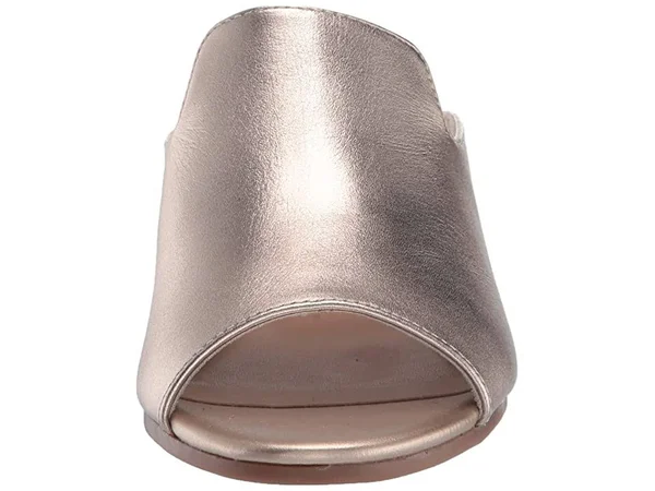 Bella Vita Daisy 7 Women's Champagne