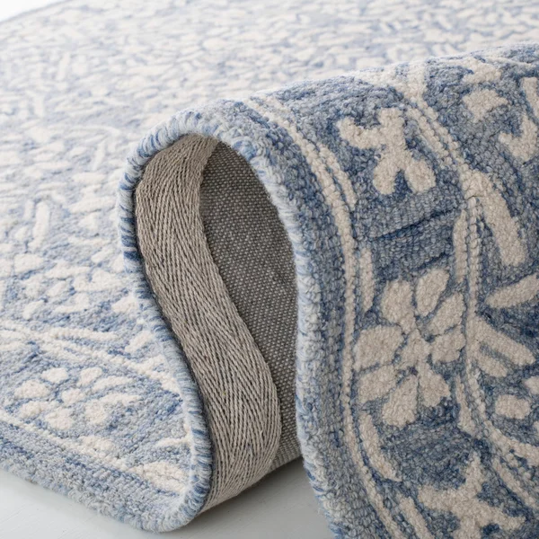 Safavieh Lauren Ralph Olivier 5& x 5& Round Area Rug Blue/Ivory