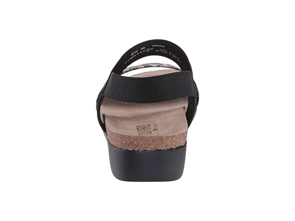 Munro Women's Pisces, Dark Floral Print Size: 10 W