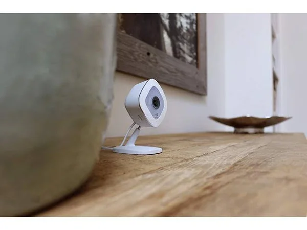 Arlo Q VMC3040-100NAR 1080p HD Corded Security Camera with Audio – Certified Refurbished