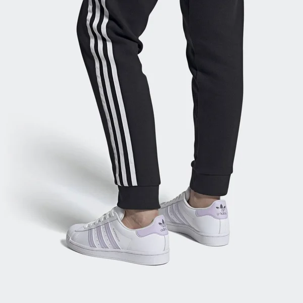 Adidas Originals Women's Superstar Shoes - White