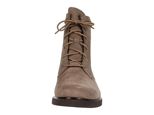 Munro Women's Finnley, Taupe Suede Size: 8 M