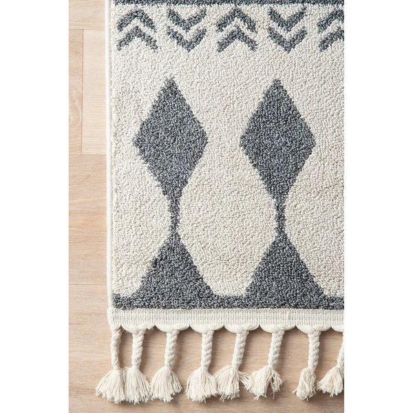 nuLOOM Terra Tribal Outdoor Rug, 6& 7x22 x 9&, Beige