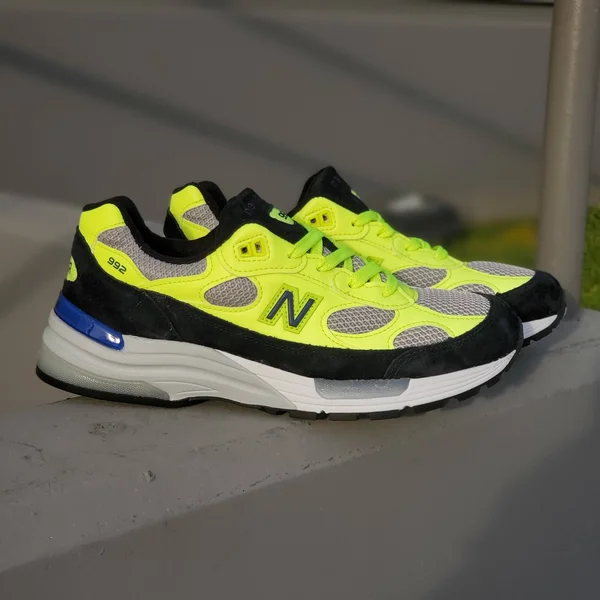 New Balance Men 992 Yellow 10