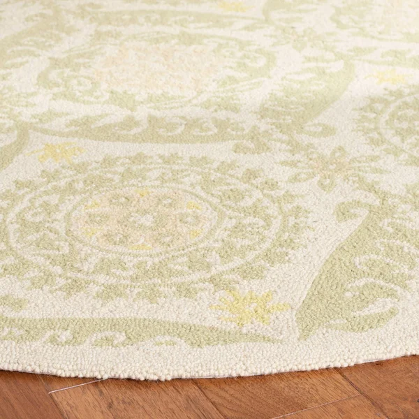 Safavieh Chelsea HK356C 7&6x22 x 9&6x22 Oval Beige, Green Rug