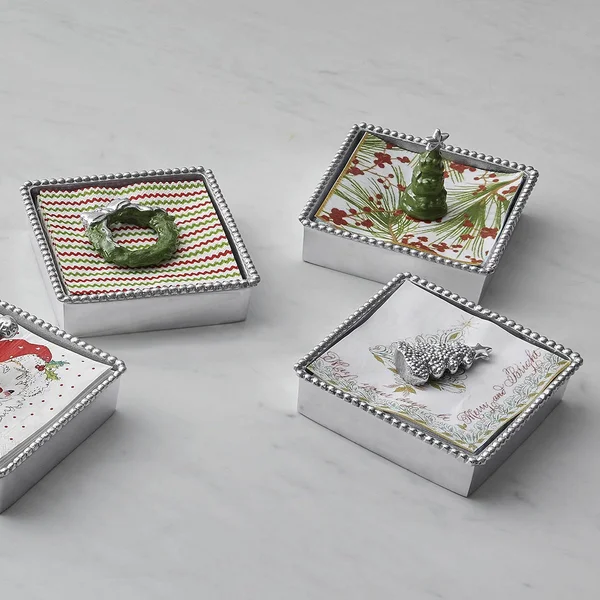 Mariposa : Green Wreath Beaded Napkin Box