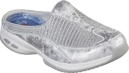 Skechers Women's Relaxed Fit Commute Time Happy as A Clam Clog, Silver