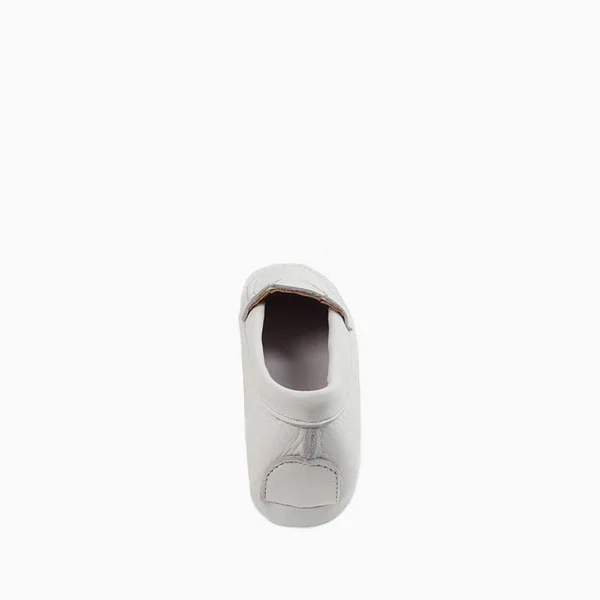 Women's Minnetonka Deerskin Gore Front Crepe Sole - Size: 10, White
