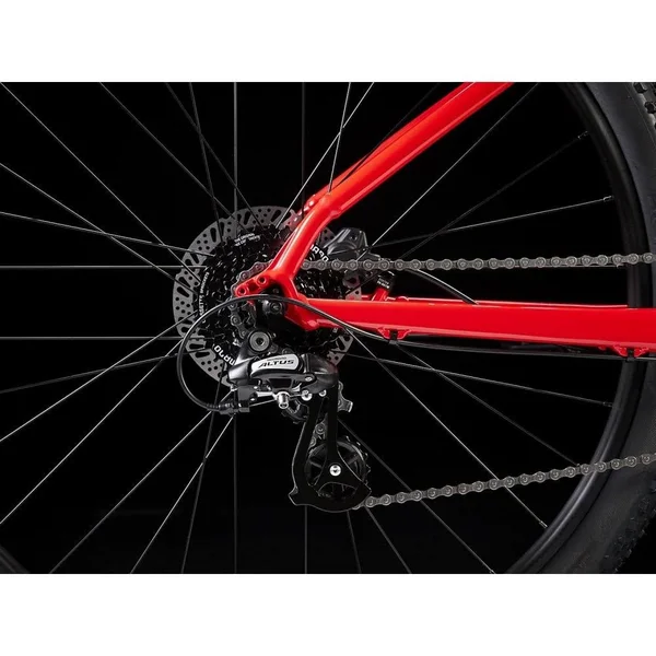 Trek 2022 Marlin 5 - M, Radioactive Red