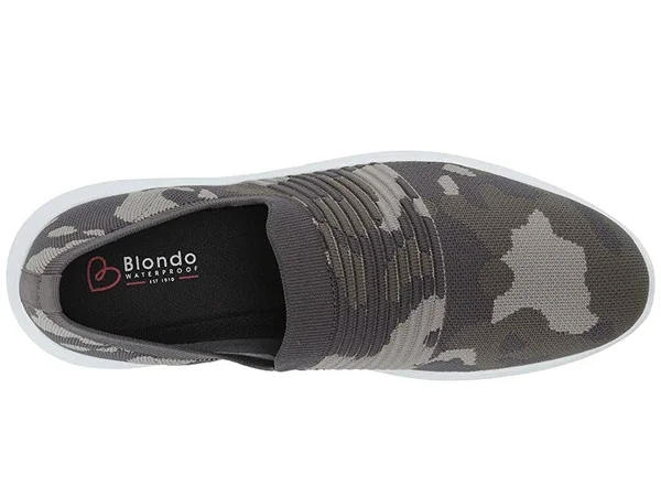 Blondo Karen Waterproof Slip-On Sneaker - Green - 6.5 M