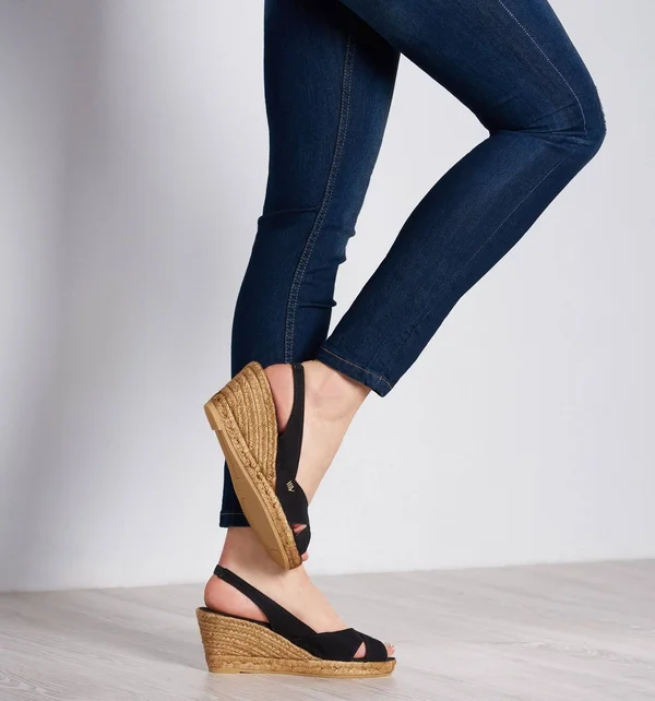 Calella Women's Slingback Wedge Espadrille, Viscata 7 US (38EU), Black