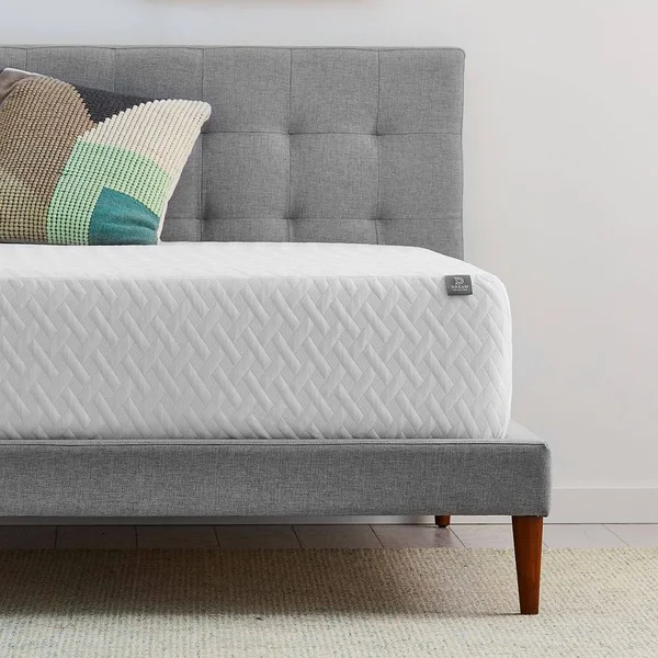 Dream Collection by Lucid 14x22 Plush Memory Foam Full Mattress White