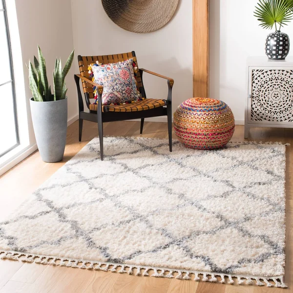 Safavieh Berber Fringe Shag 627 Area Rug, Cream, Grey, 6& x 9& Rectangle