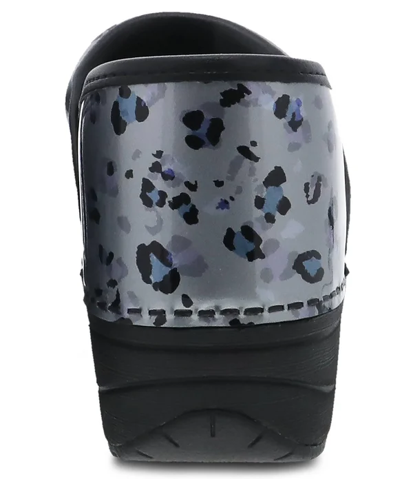 Dansko Women's XP 2.0, Grey Leopard Patent Size: 40 M