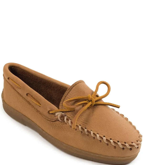 Minnetonka Moosehide Classic 5.5 Women's Natural