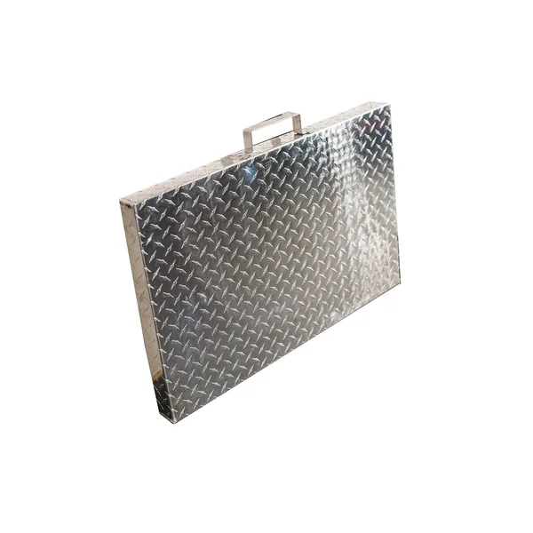 Diamond Plated Aluminum Grill Cover - Fits 28 in. Blackstone Griddle, V2