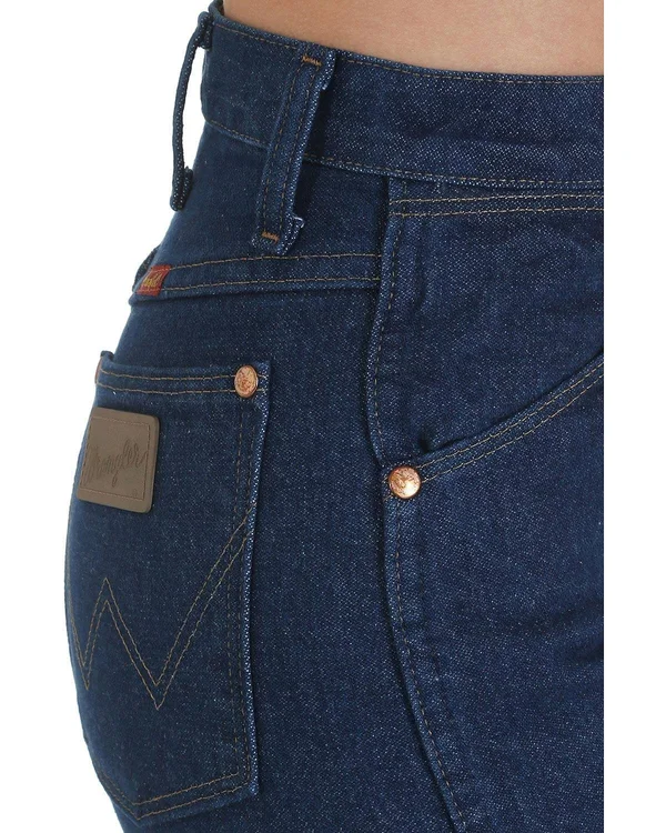 Wrangler Women's Prewashed Cowboy Cut Slim Fit Jeans