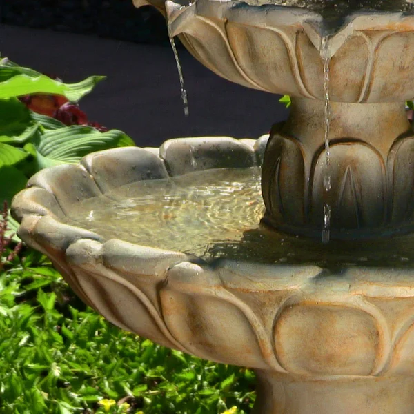 Sunnydaze Decor Classic Tulip 3-Tiered Outdoor Water Fountain - Light Brown
