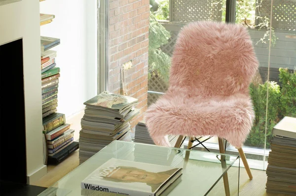 2& x 3& Pink Single Sheepskin Area Rug