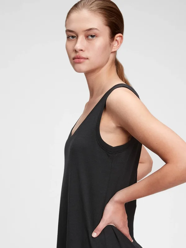 Gap Women's Sleeveless Tiered Maxi Dress True Black Size S