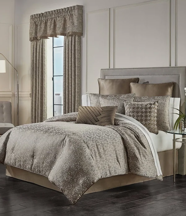 J. Queen New York Cracked Ice Comforter Set, California King, Taupe