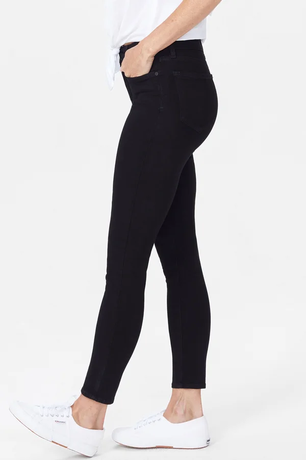 Women's Nydj AMI Skinny Jeans, Size 2 - Black