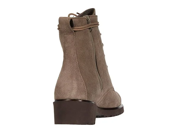 Munro Women's Finnley, Taupe Suede Size: 8 M